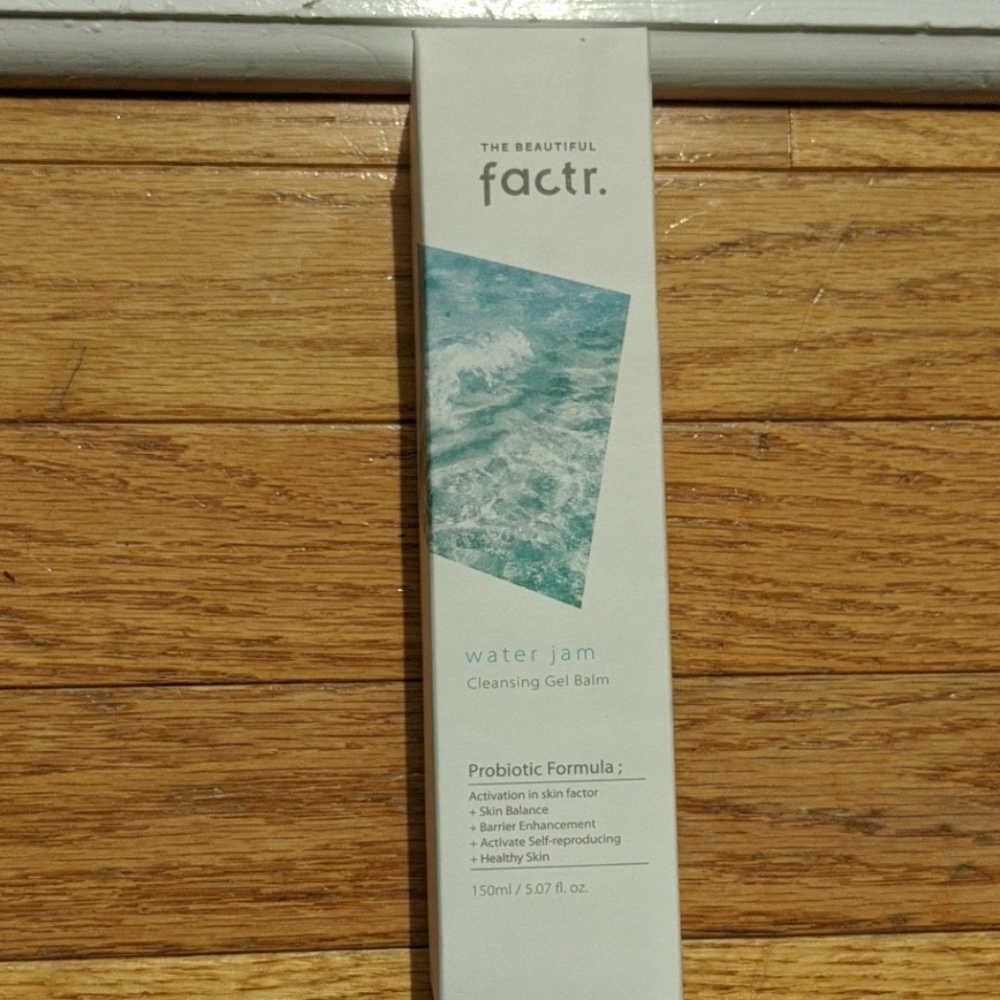 The Beautiful Factr Water Jam Cleansing Gel Balm